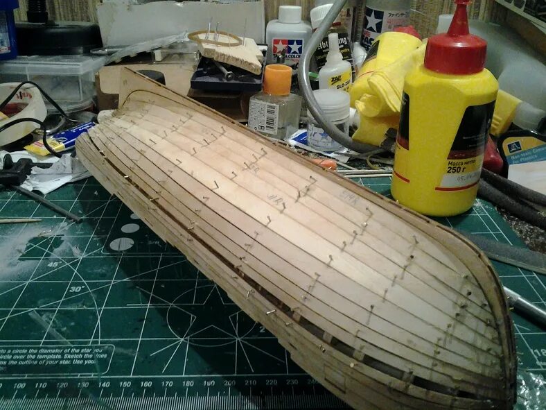 Обшивка корпуса судомодели. Обшивка моделей. Обшивка корпуса корабля. Обшивка судомодели. Обшивка судомодели.