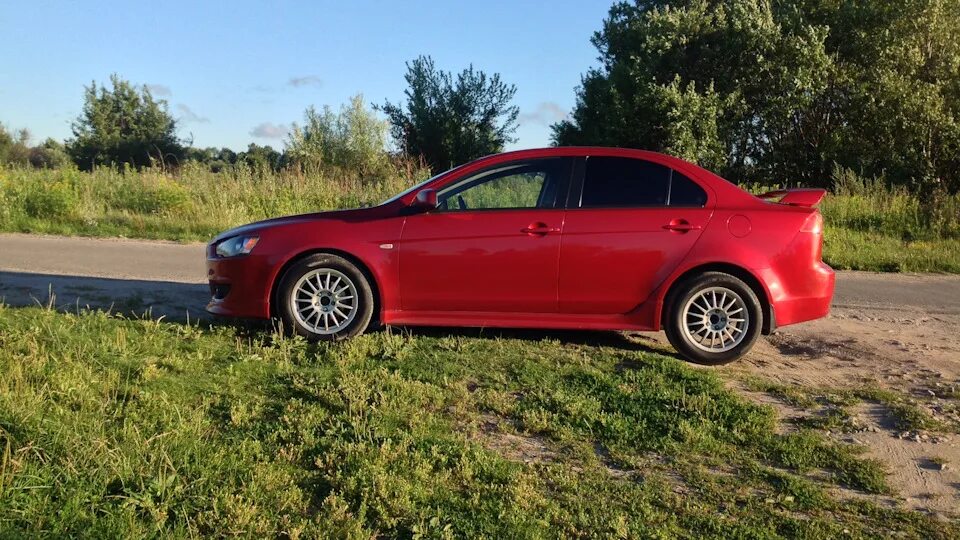 Краска mitsubishi. Mitsubishi lancer 10 p26 цвет. митсубиси лансер p26 треслойка. краска митсубиси лансер 10 p26. цвет p26 лансер 10.