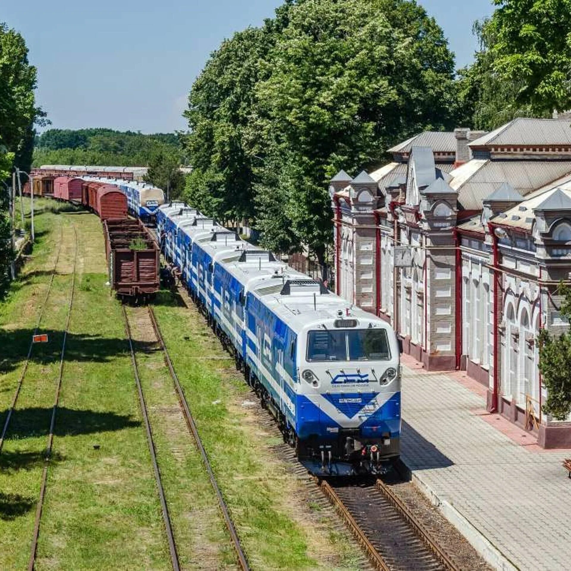 Москва молдова кишинев. Chisinau Молдова Ungheni. Унгены Chisinau Ungheni. Железнодорожник Окница.