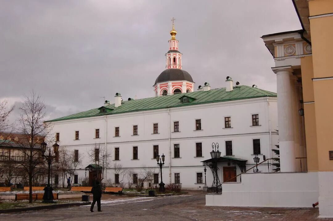 Даниловский вал 22 стр 1. Братский корпус данилова монастыря. возрождение данилова монастыря братский корпус. ул. даниловский вал, д. 22. братский корпус знаменского монастыря.