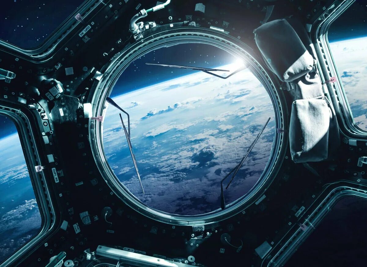 Иллюминатор космос. Иллюминатор космического корабля мкс. космонавт мкс иллюминатор. иллюминатор мкс изнутри. вид в иллюминатор космического корабля.