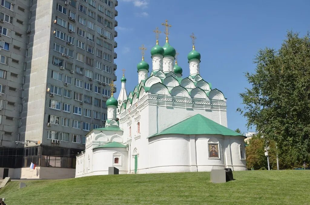 Церковь поварская. Храм преподобного Симеона Столпника. Храм Симеона Столпника на поварской. Храм Симеона Столпника на Арбате. Церковь Симеона Столпника Ярославль.