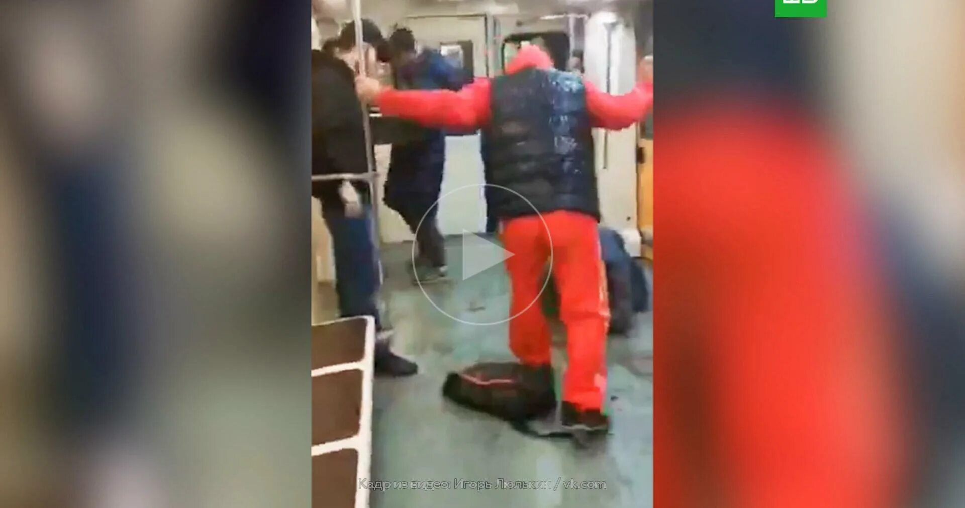 Дагестанцы избили парня в метро в Москве.