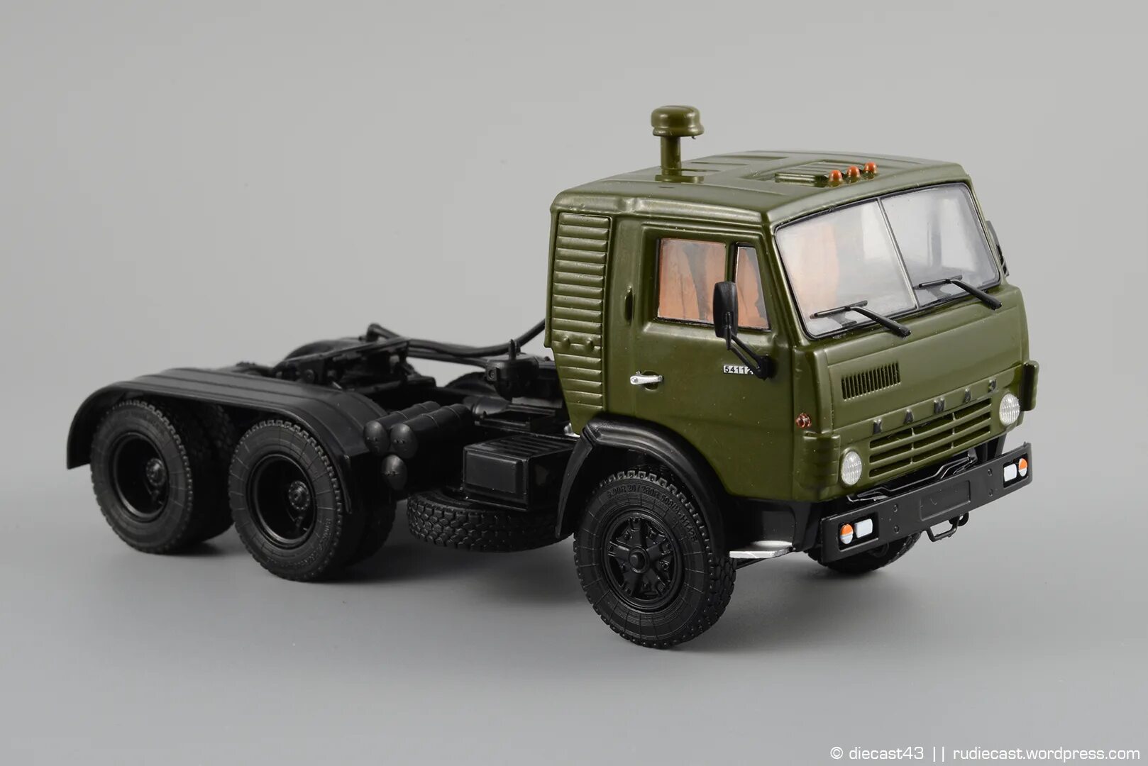 Камаз масштаб. Камаз 55111 элекон. Камаз 53212 элекон. Камаз масштаб. Камаз масштаб.