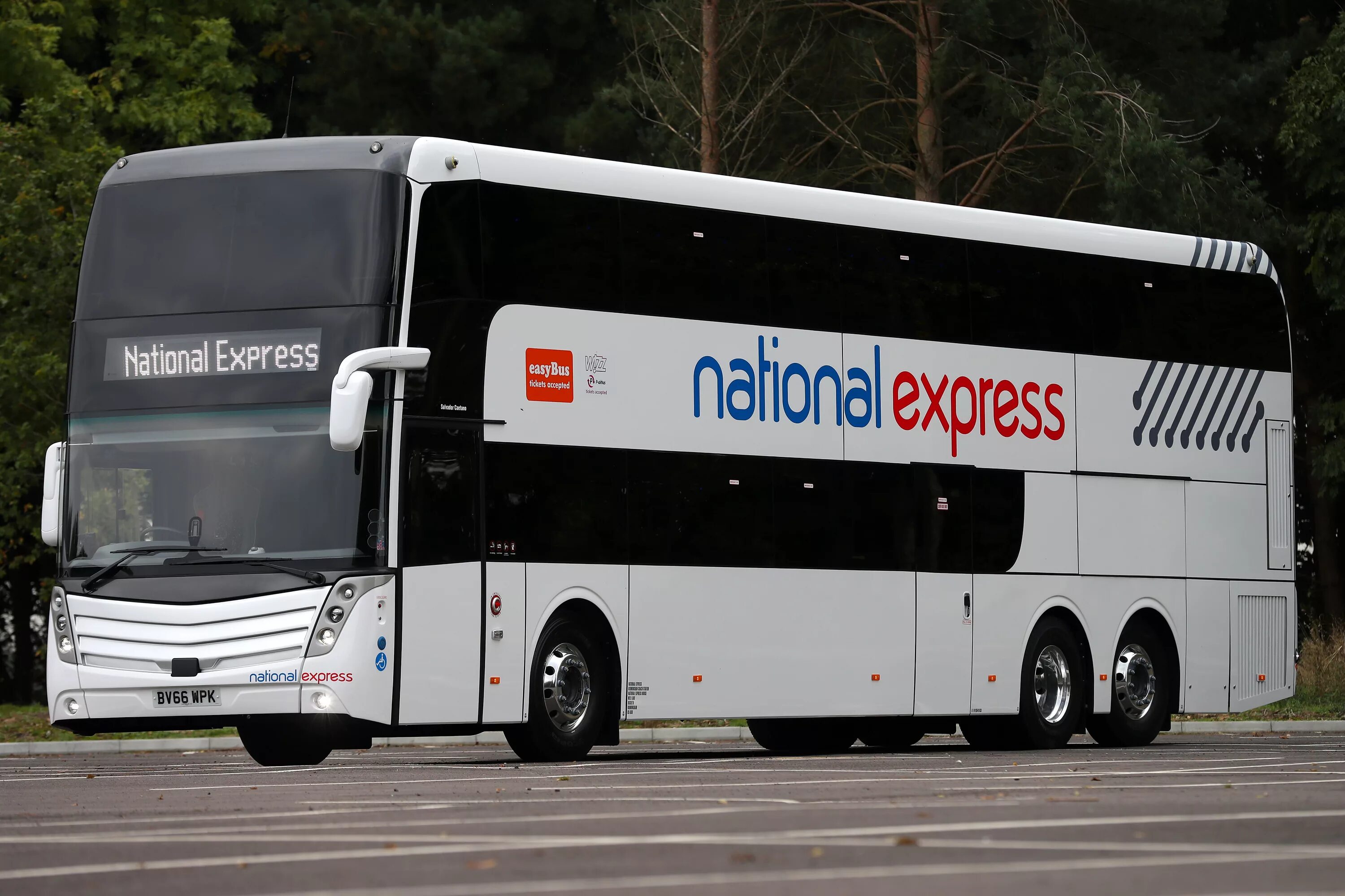 National Express. Автобус Нэшнл экспресс.. Автобус "Express Bus". Автобус National Express в Лондон. Сайт экспресс автобус