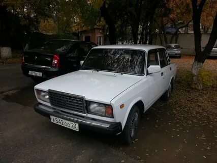 Белая 7 машина