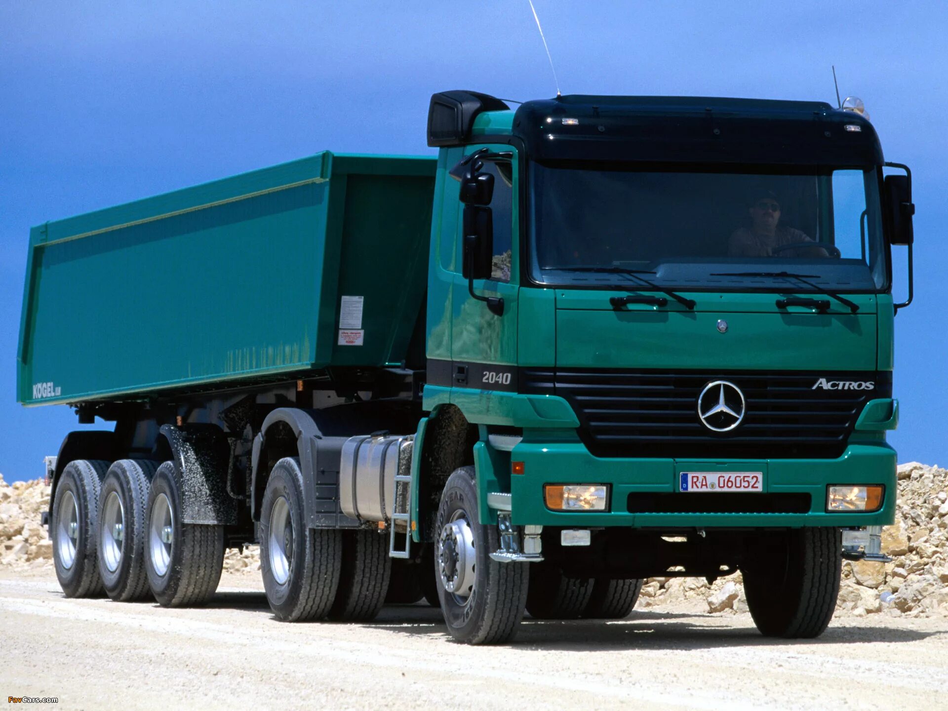 Самосвалы всей россии бу. Mercedes-Benz Actros 1996. Мерседес Бенц Актрос 1996. Mercedes-Benz Actros 1997. Mercedes Benz Actros 2002.