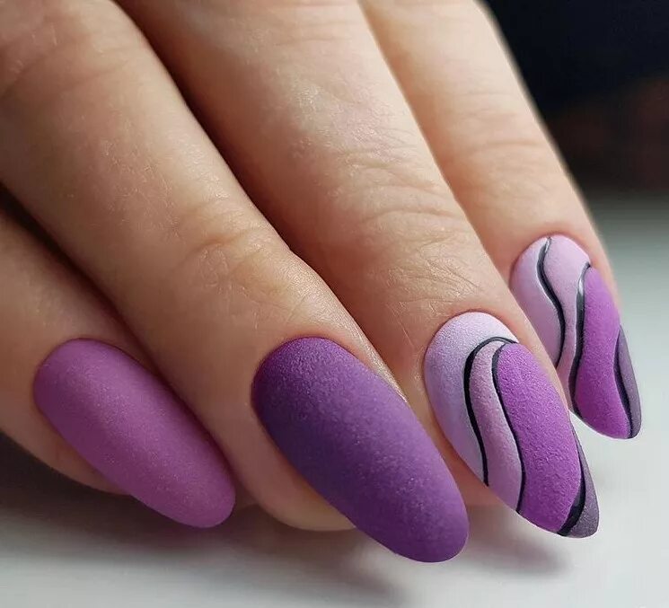 Nails 2025