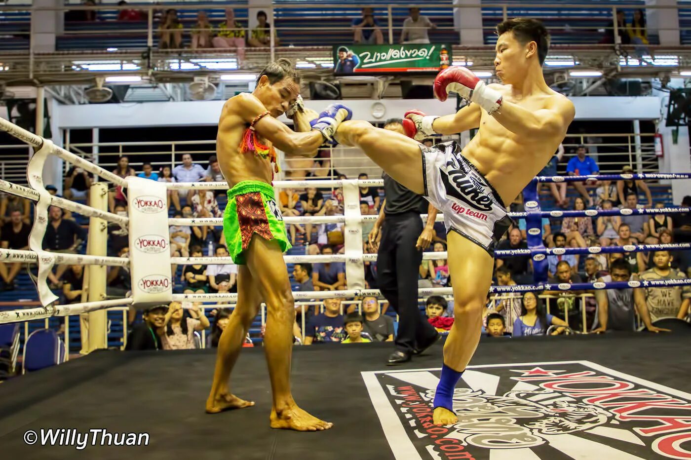 Пхукет Муай Тай. Тайский бокс Bangla Boxing Stadium. Bangla Boxing Stadium Phuket. Тайский бокс на Пхукете.