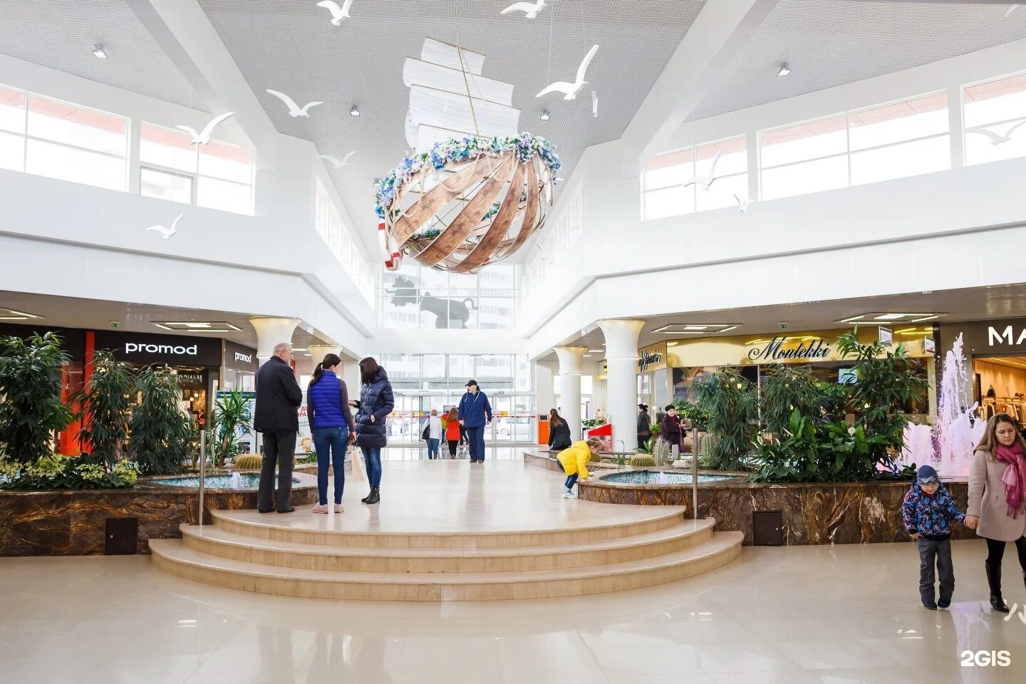 красная площадь, анапа, астраханская улица, 99. красная площадь анапа график работы. анапа красная площадь внутри. мегацентр красная площадь анапа. красная площадь анапа график работы.