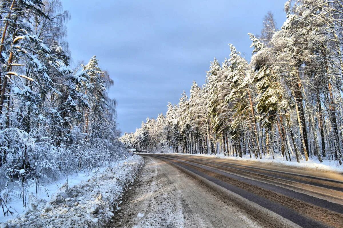 Зимняя дорога песни. Дорога зимой на Сахалине.