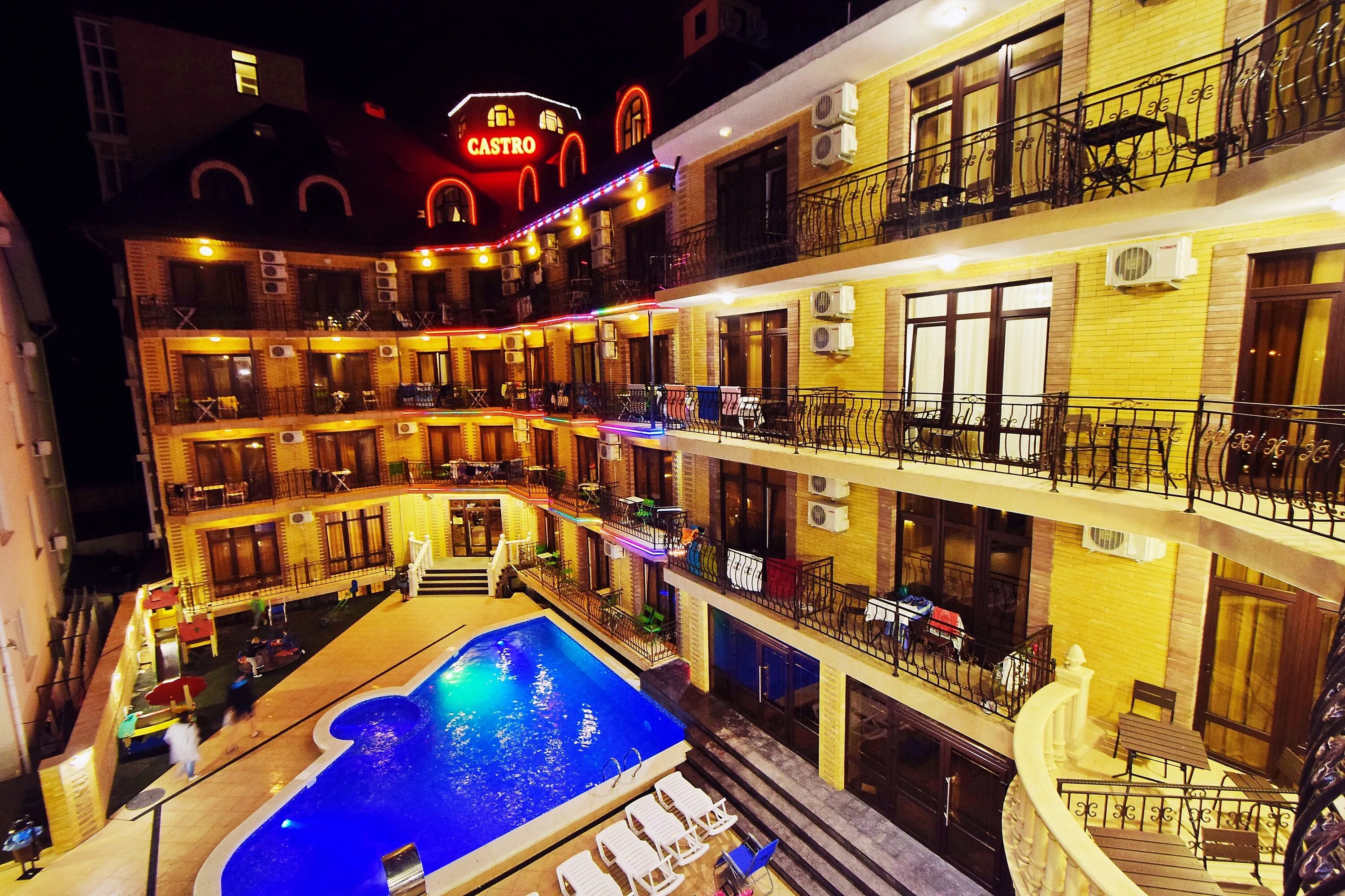 отель панорама кабардинка. гостиница castro кабардинка. вилла валери кабардинка пионерская. южные ночи 4 геленджик. видео отелей кабардинки.