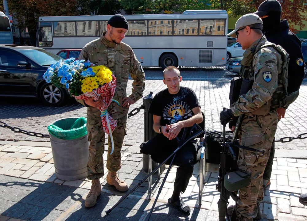 Укроп мем. Донецкие ребята. Кто такой укроп. Укропы молодые. Укропы молодые.