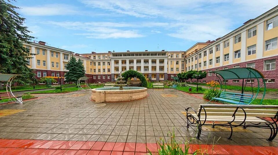 Санаторий кавказ кисловодск бассейн. Жемчужина кавказа ессентуки. Телефоны санаториев кавказа. Санаторий кавказ кисловодск. Телефоны санаториев кавказа.