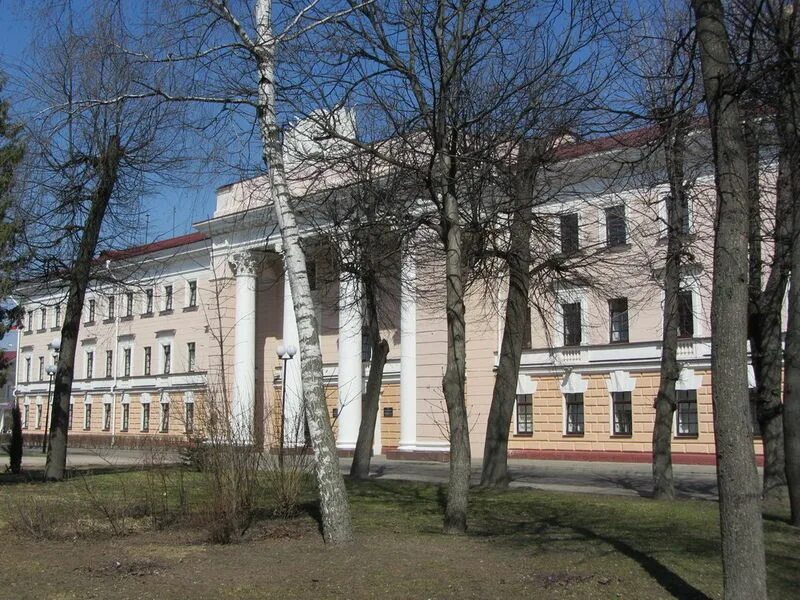 Гомельский кгб. Дворец кгб. Кгб белоруссии здание. Гомельский кгб. Гомельский кгб.
