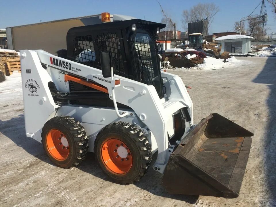 Мини погрузчик forway ws50. Матрикс мини погрузчик. Мини погрузчик john deere. Джон дир бобкэт. John deere 316gr.