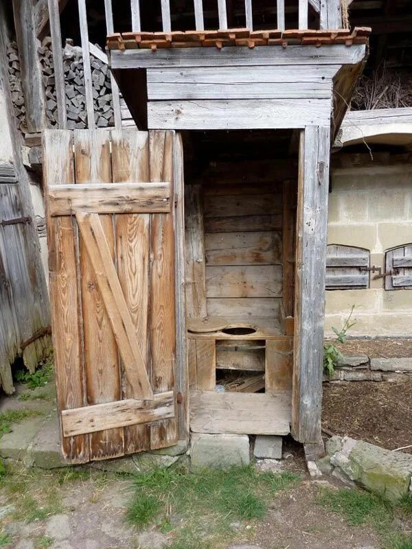 Compost Toilet: How We Turned Human Waste Into Compost & How You Can Too Compost