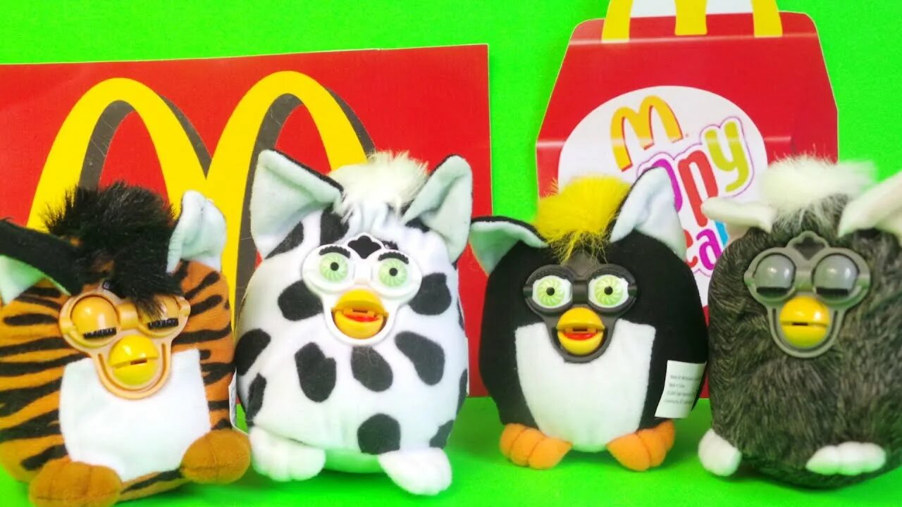 Mcdonalds toy. Ферби макдональдс 2000. Игрушки Хэппи мил в Макдональдсе 2000. Игрушка Ферби макдональдс 2001. Макдональдс игрушки Ферби.