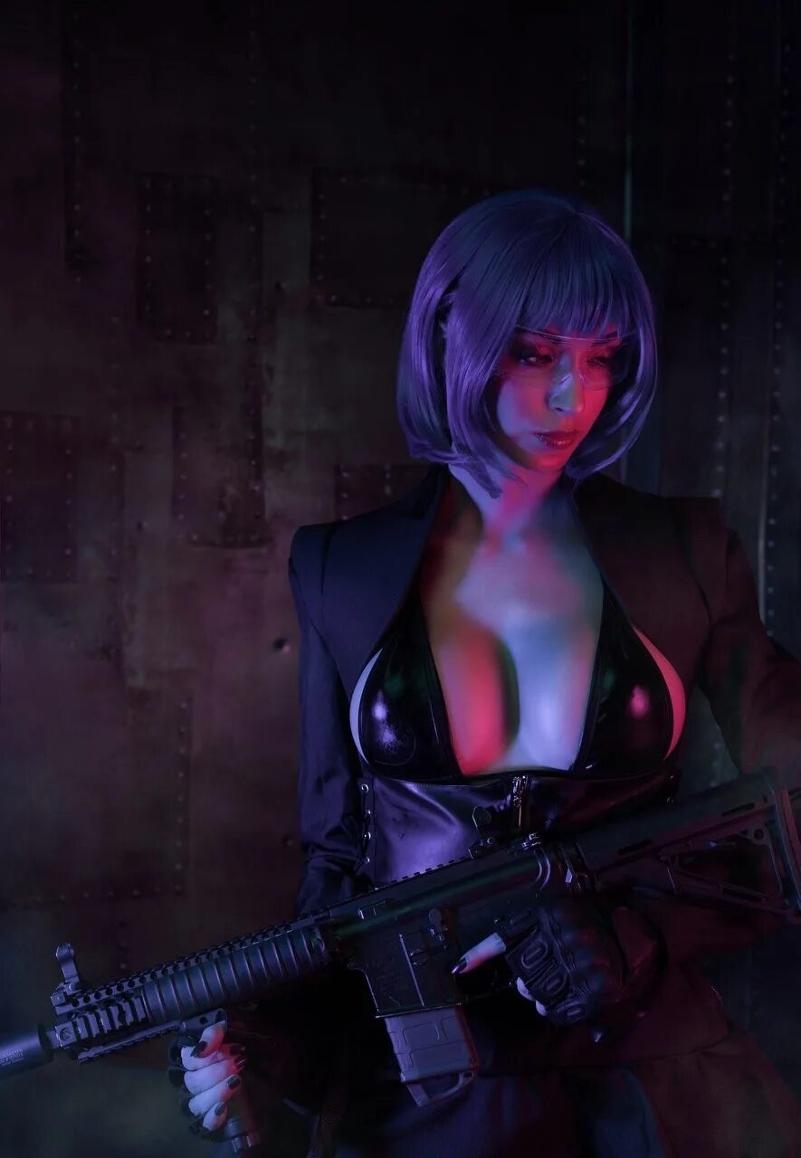 Химера cyberpunk. Химера cyberpunk. Cyberpunk 2077 неоновые ведьмы. Майор мотоко кусанаги в киберпанк 2077. Motoko kusanagi lera himera.