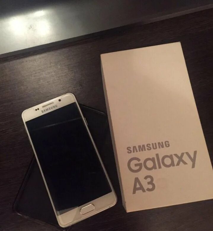 Самсунг а3 2016. Самсунг галакси а3 золотой. Samsung Galaxy a3 2016 Gold. Самсунг а3 2015.