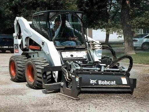 Фреза дорожная на Bobcat. Bobcat s650 фреза. Bobcat s300. Дорожная фреза Bobcat для минипогрузчика. Фреза на бобкэт