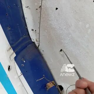 Шұлықтағы әдемі аяқтардағы порно құл