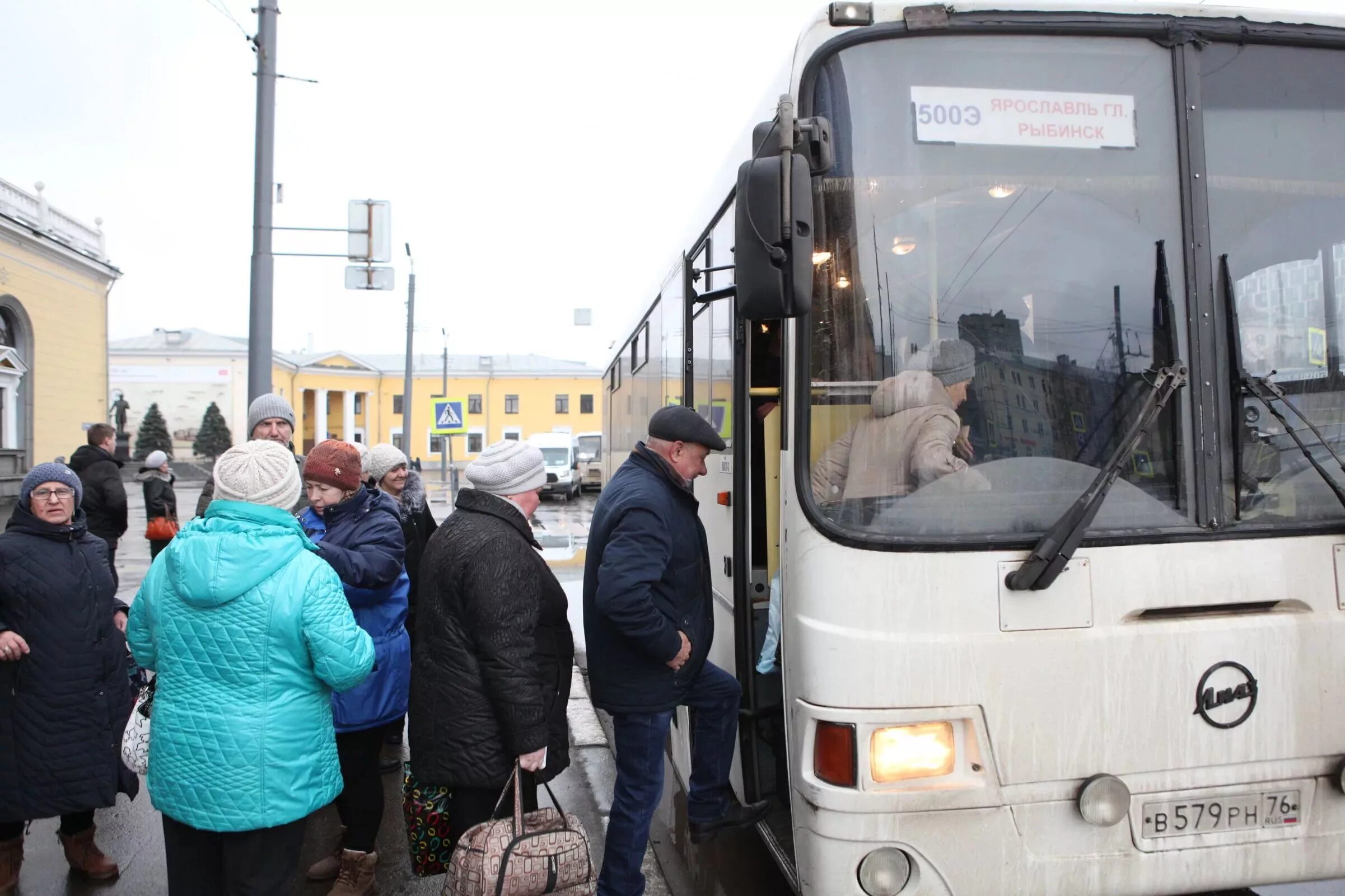 Пригородный автобус. Транспорт Ярославль. Межмуниципальный автобус. Автобус 2 Ярославль. Пригородные перевозки автобусами