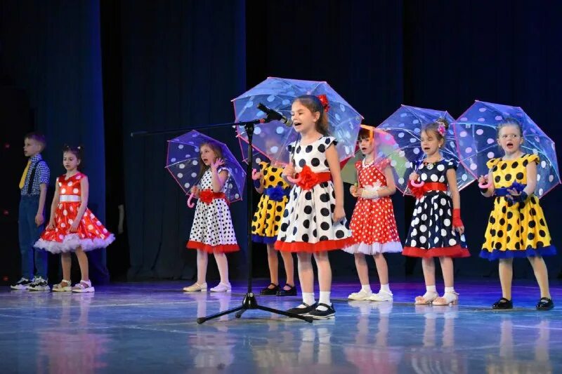 Пантера дэнс раменское. Детские номера выступления. Фигуры /которые делали школьники на сцене. Детские номера выступления. Детские номера выступления.