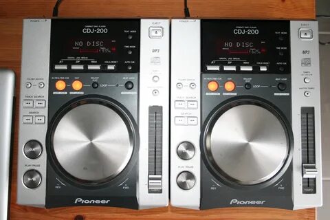 Dj 200