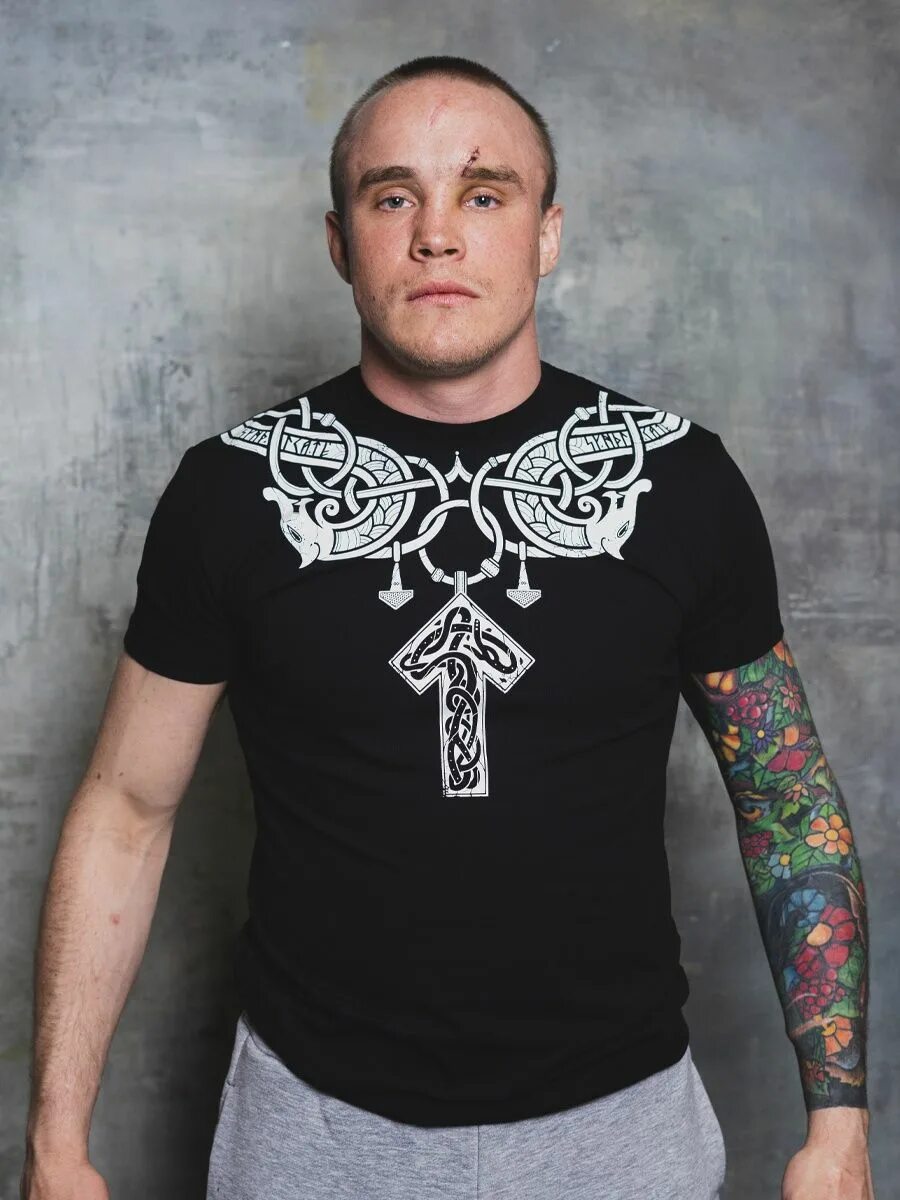 Синдикат одежда. Футболка синдикат. Джейкоб фрай одежда. Big six футболка. Футболка синдикат спейстейшн 14.