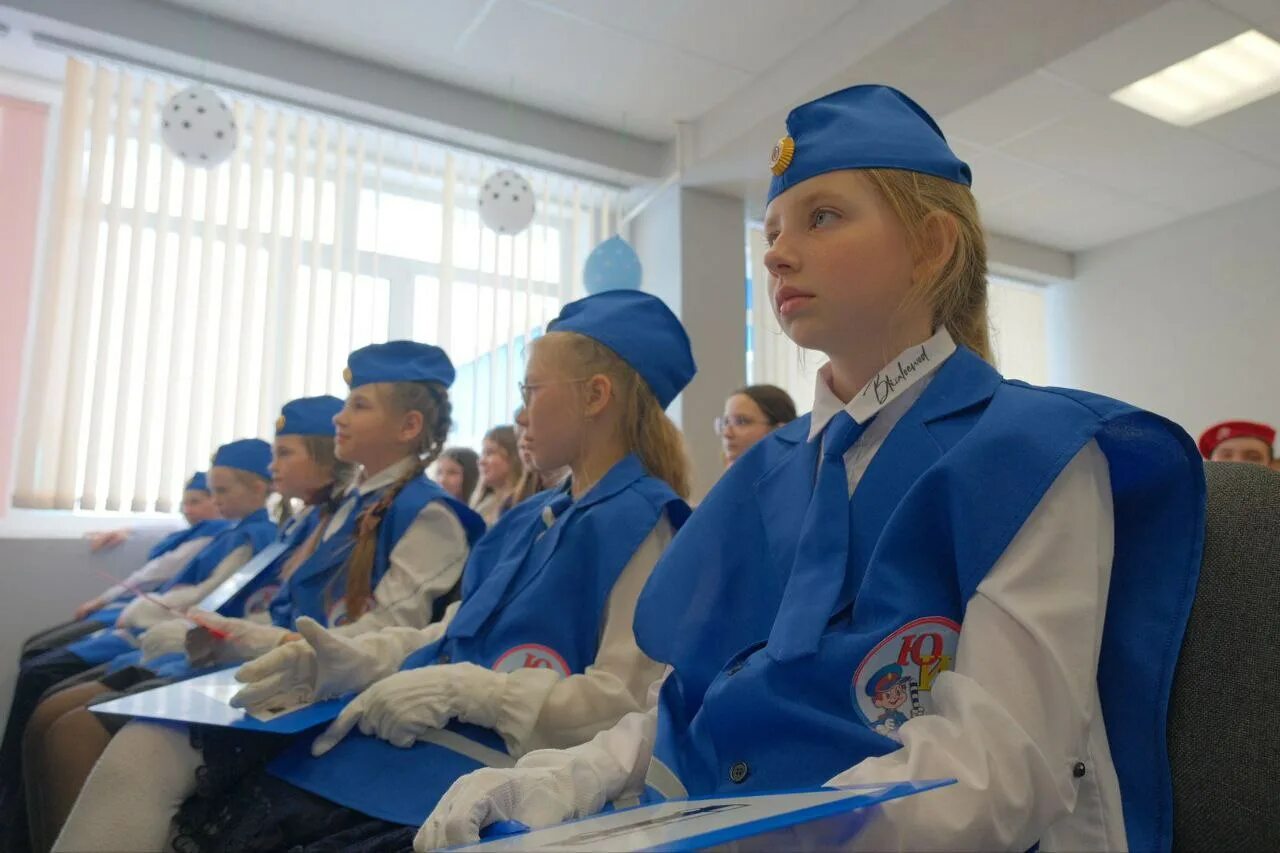 Усть камчатск школы. Усть-камчатск школа. рддм российское движение школьников. школа искусств усть камчатск.