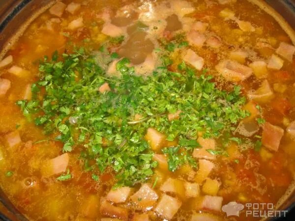 нарезка огурцов для солянки. и. солянка с колбасой и солеными огурцами. нарезка огурцов для солянки. «солянка сборная мясная»; 250 г.