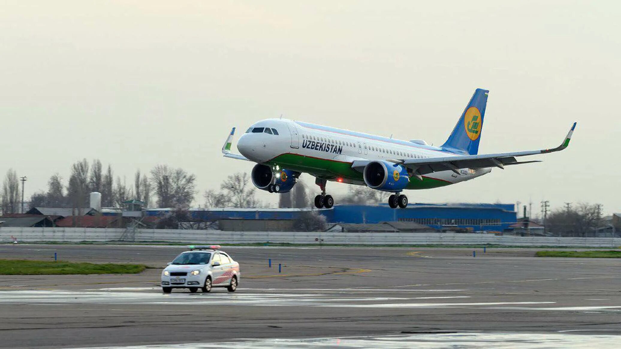 Boeing 787‑9 узбекские авиалинии. Узбекистан айрвейс. Boeing 767-300 uzbekistan airways. Airbus a320neo узбекские авиалинии. A310 uzbekistan airways.