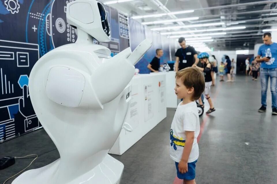 Открытый мир роботом. Выставка роботов. Выставка робототехники. Интерактив на выставках роботы. Фестиваль роботов.
