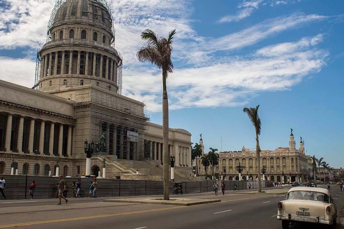 Капитолий Мексика. La Habana Капитолий. Капитолий Куба золотое сечение. Купол Гавана.