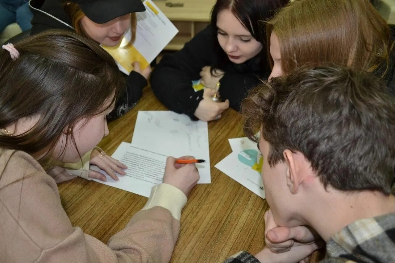 Прошел ряд мероприятий. Институт азии и африки мгу. Исаа мгу преподаватели. Зип сибупк кафедры преподаватели. Приглашение на день молодежи.