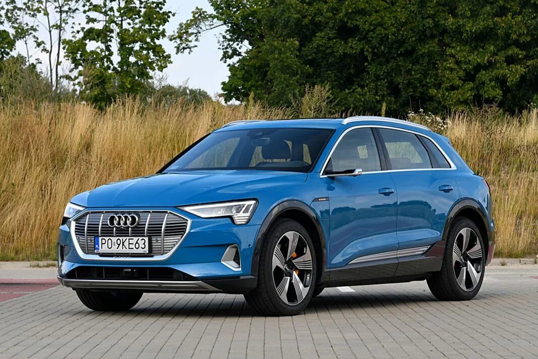 Ауди e-tron 55 quattro. Audi e-tron sportback 55 quattro design. Audi, e-tron, advance 55. Audi e-tron 55 bev. Audi e-tron 2019.