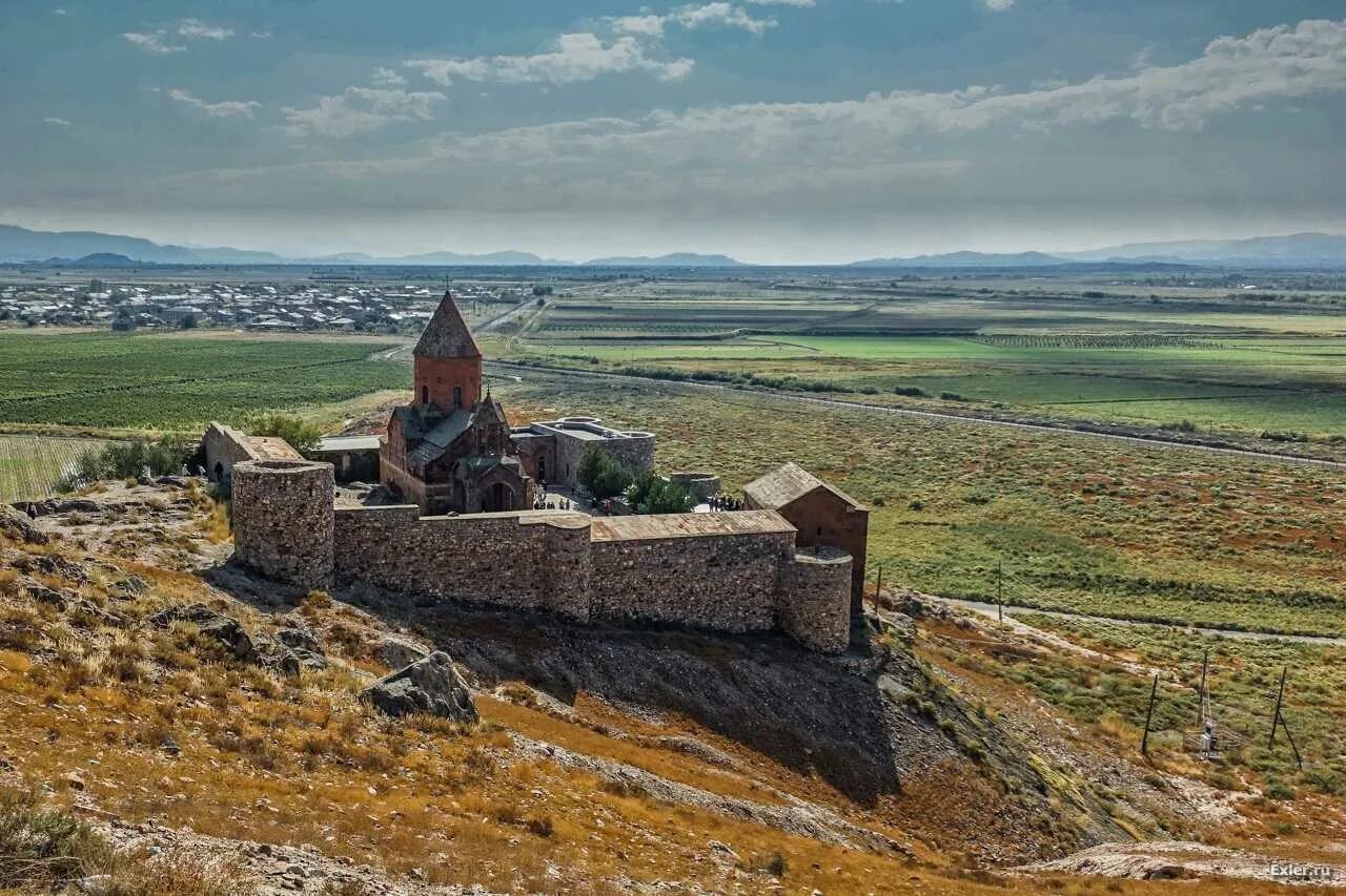 Армения арарат монастырь хор вирап. Хор вирап арарат. Хорвирап. Хорвирап. Армения арарат монастырь хор вирап.
