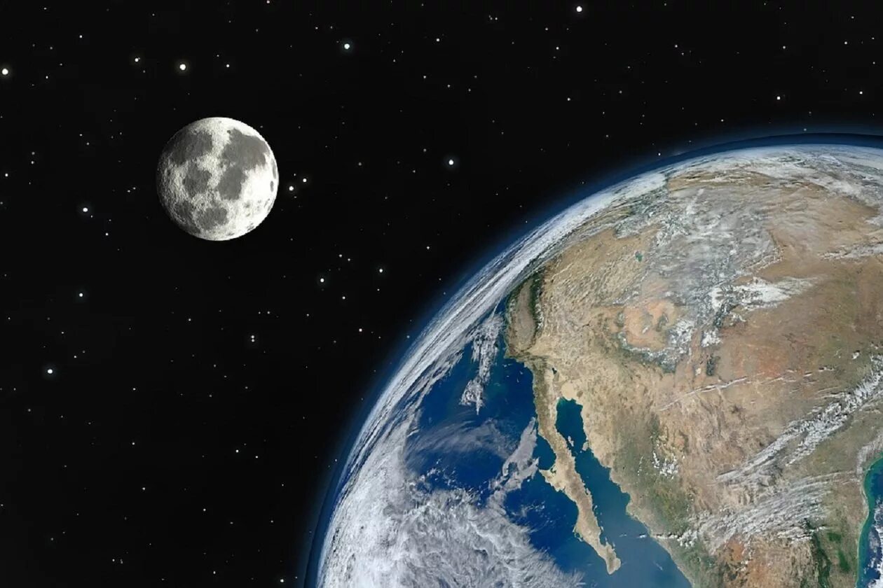 У луны есть спутник. Луна и земля. О земле и космосе. Земля из космоса. Луна Спутник земли.