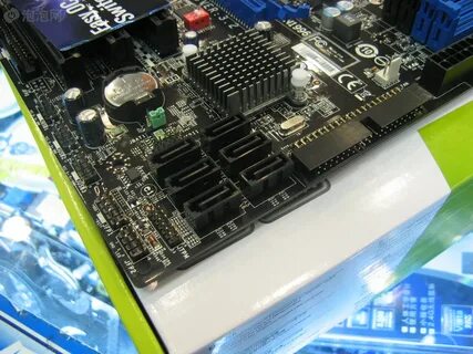 Материнская плата msi 770