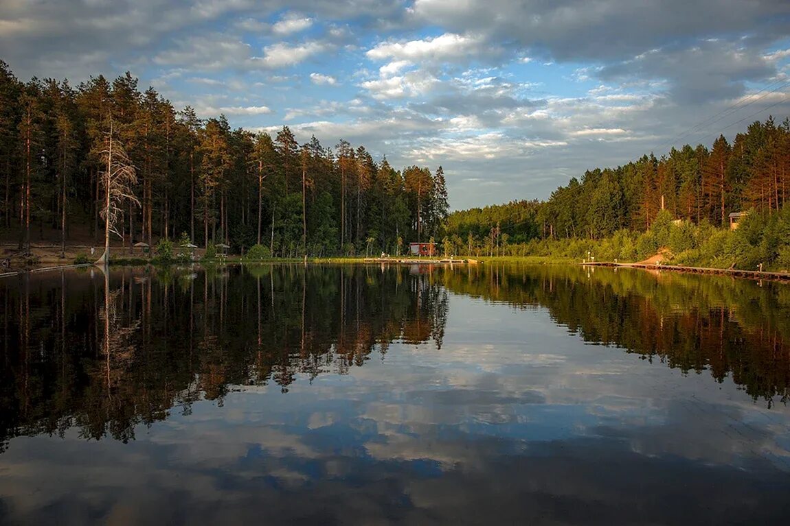 Озеро зеркальное ленобласть. Озеро красавица зеленогорск. Озеро зеркальное ленинградская область. Озера в ленобласти. Симагинское озеро ленинградская.