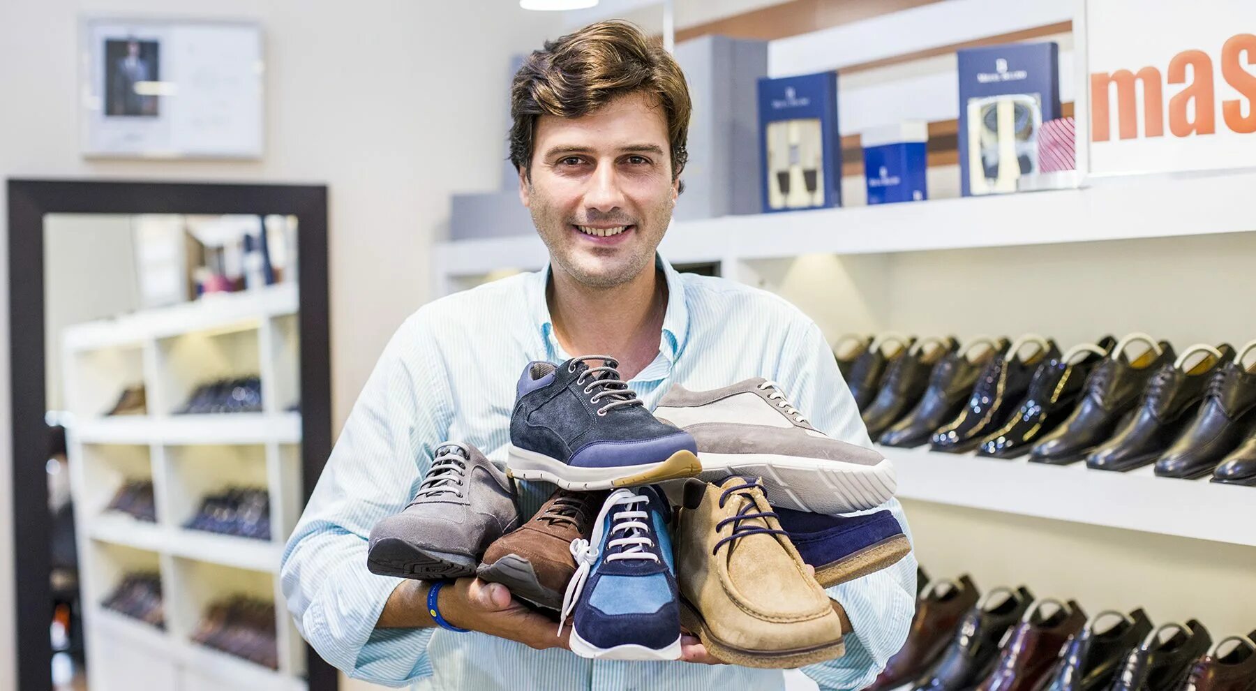 Запатос обувь. Запатос картинки. el tenderero de ropa фото. zapatos ютуб. players zapatos.