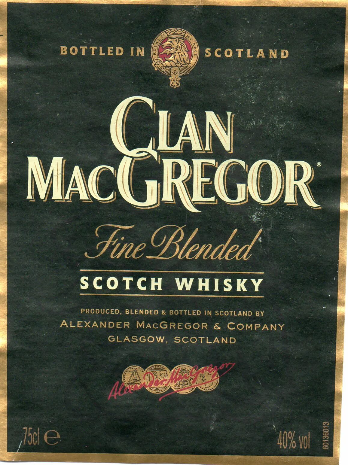 Виски clan macgregor. Виски шотландский Clan MACGREGOR. Этикетка клан МАКГРЕГОР. Виски клан МАКГРЕГОР этикетка. Clan MACGREGOR logo.