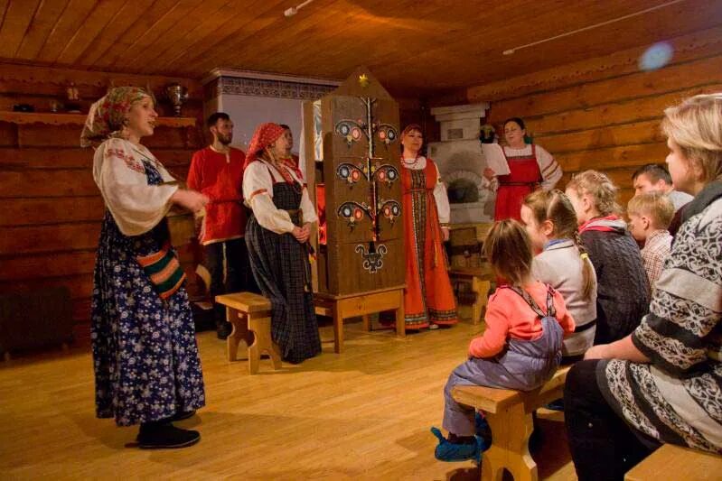 Всероссийский историко этнографический. Всероссийский историко этнографический. Логотипы 'nyjuhfabxtcrbqмузеев. Музей пожарского торжок. Музей виэм торжок.