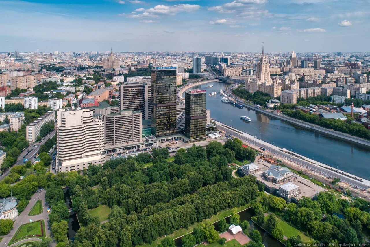 Московский район сити. ЦМТ Москва. ЦМТ на Краснопресненской. Центр международной торговли в Москве на красной Пресне. ЦМТ Москва панорама.