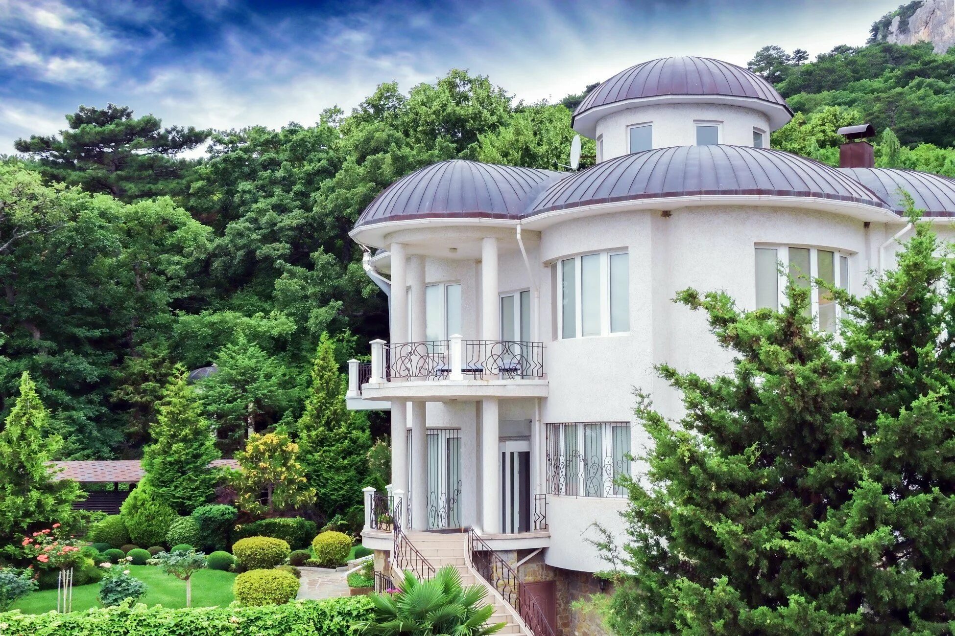 ялта дом у моря. ялта дом у моря.