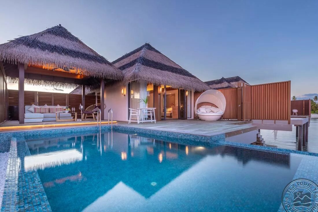 Мальдивы бронировать. Pullman мальдивы. пулман мальдивы отель. pullman maldives maamutaa resort. beach pool villa мальдивы.