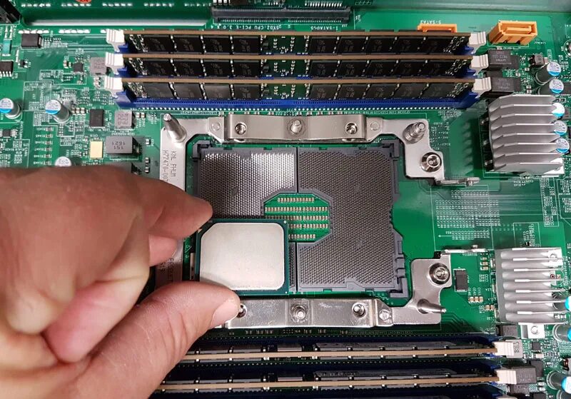 70 проц. Lga3647 socket. intel socket 3647. lga3647 (socket p). intel lga 3647 процессоры.