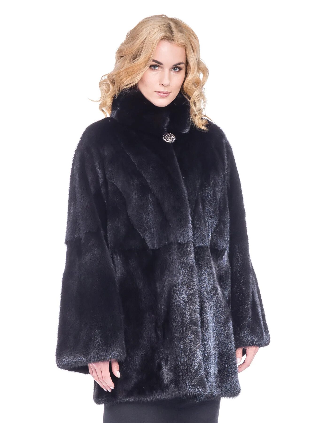 Полушубок из норки. Шуба из норки с капюшоном. Полушубок saga furs royal mink. Полушубок норковый женский. Короткий полушубок из норки.