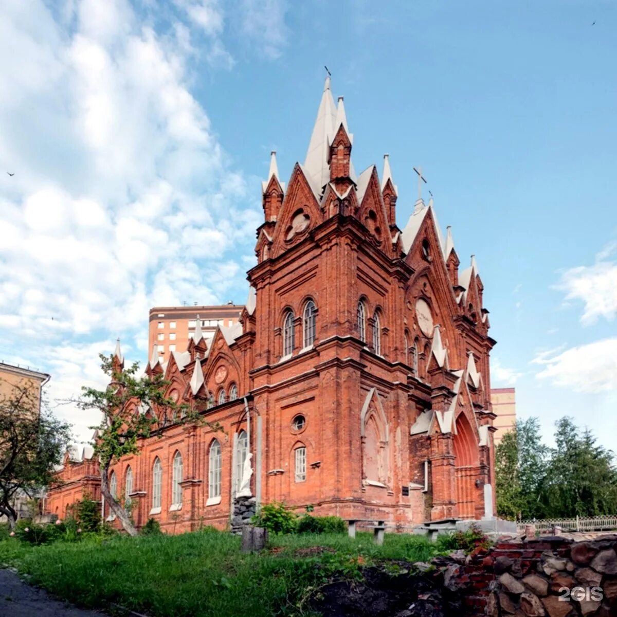 Церковь Успения Девы Марии Курск. Католический храм Успения Богородицы Курск. Римско-католическая Церковь Курск. Курский католический костел. Общины курска